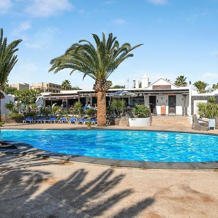 Bungalow Playa Bastian Costa Teguise Exteriör bild