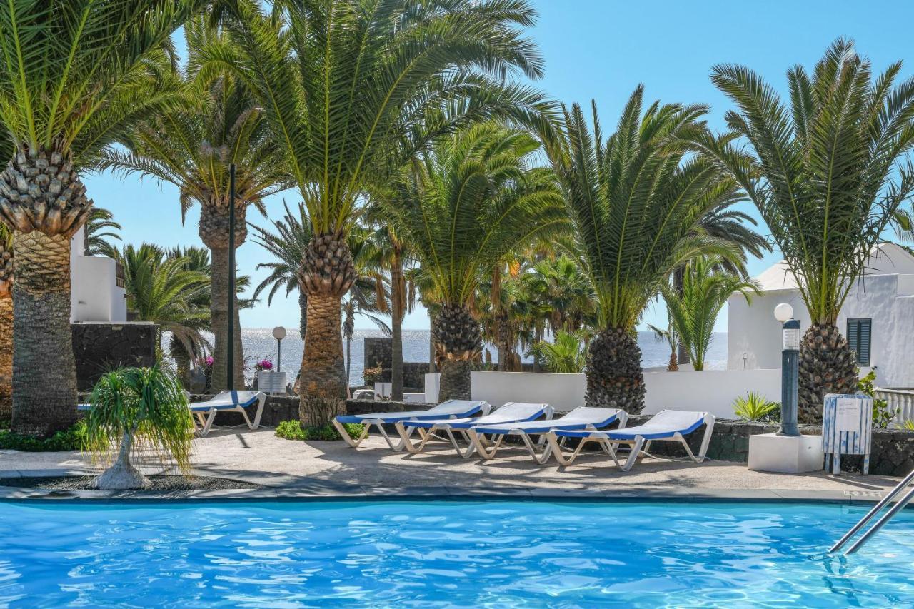 Bungalow Playa Bastian Costa Teguise Exteriör bild