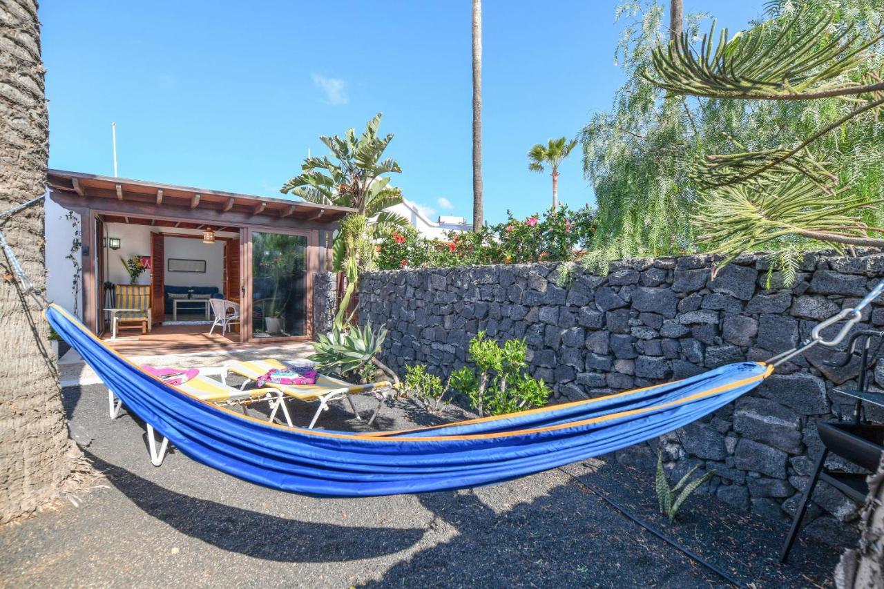 Bungalow Playa Bastian Costa Teguise Exteriör bild